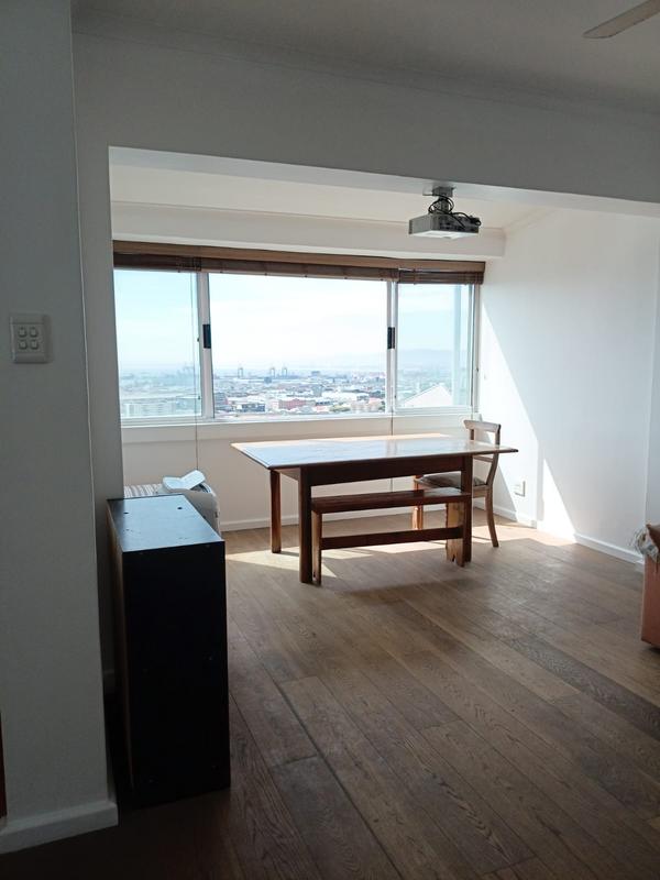 To Let 2 Bedroom Property for Rent in Vredehoek Western Cape